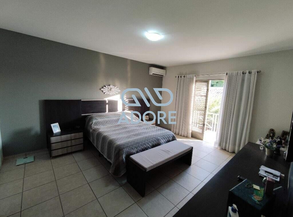 Casa de Condomínio à venda no Residencial Esplanada: 