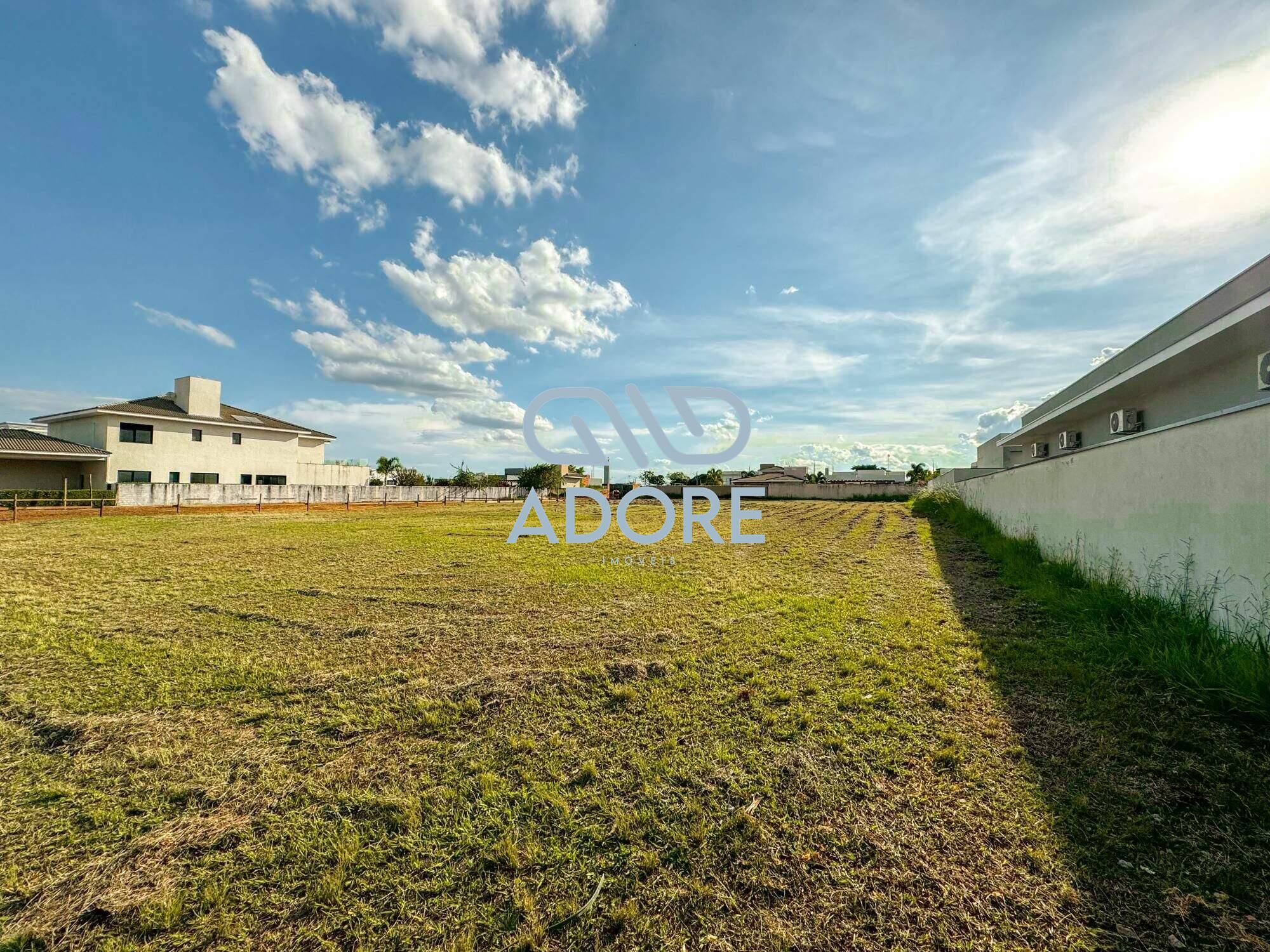 Terreno à venda no Condomínio Xapada Parque Ytu: 
