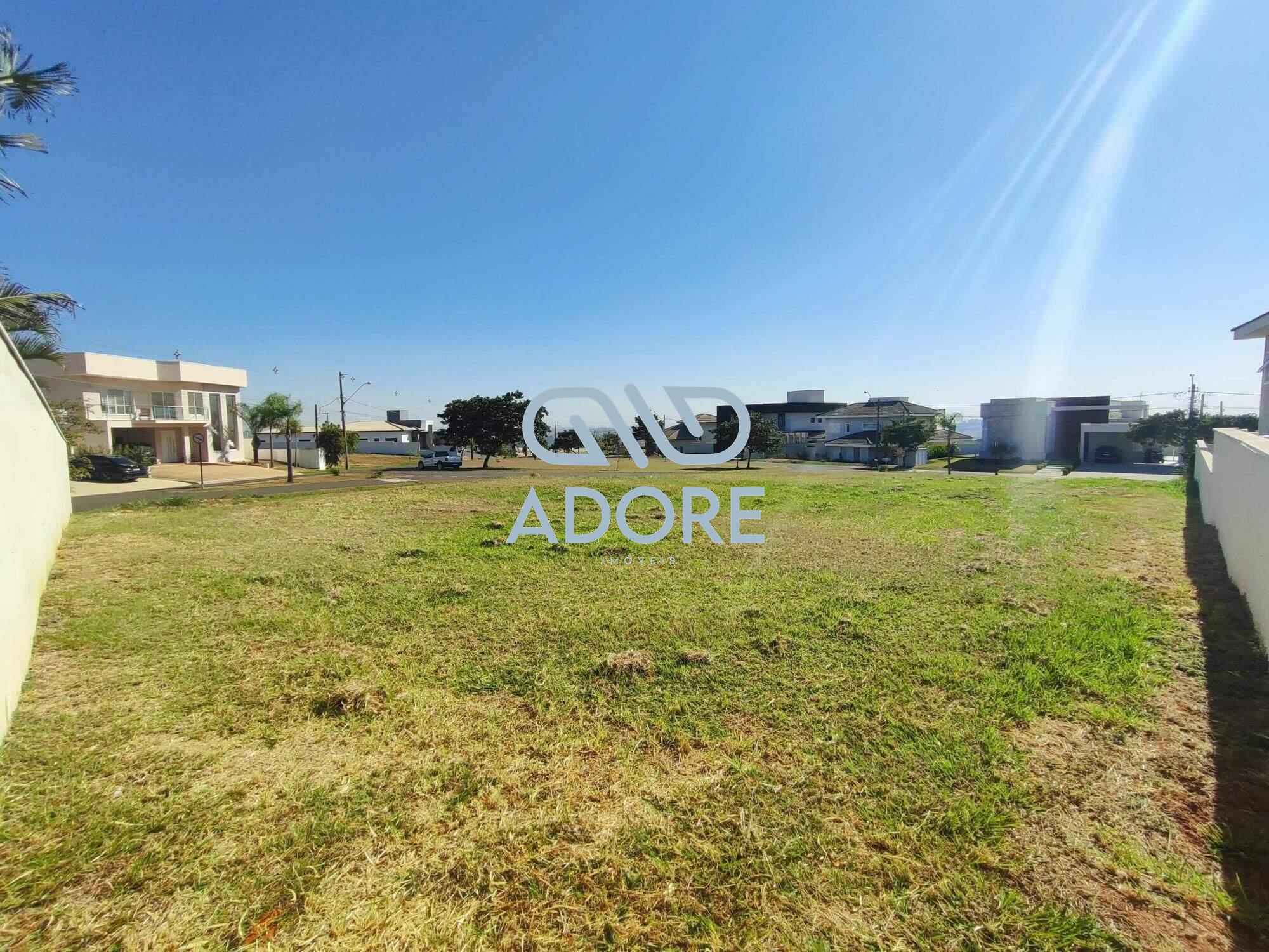 Terreno à venda no Condomínio Xapada Parque Ytu: 