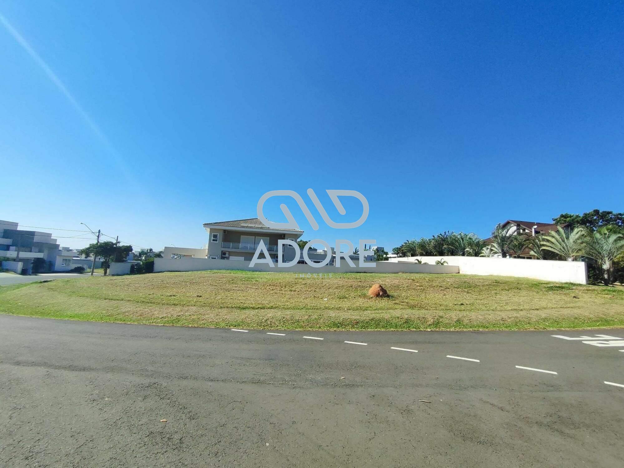 Terreno à venda no Condomínio Xapada Parque Ytu: 