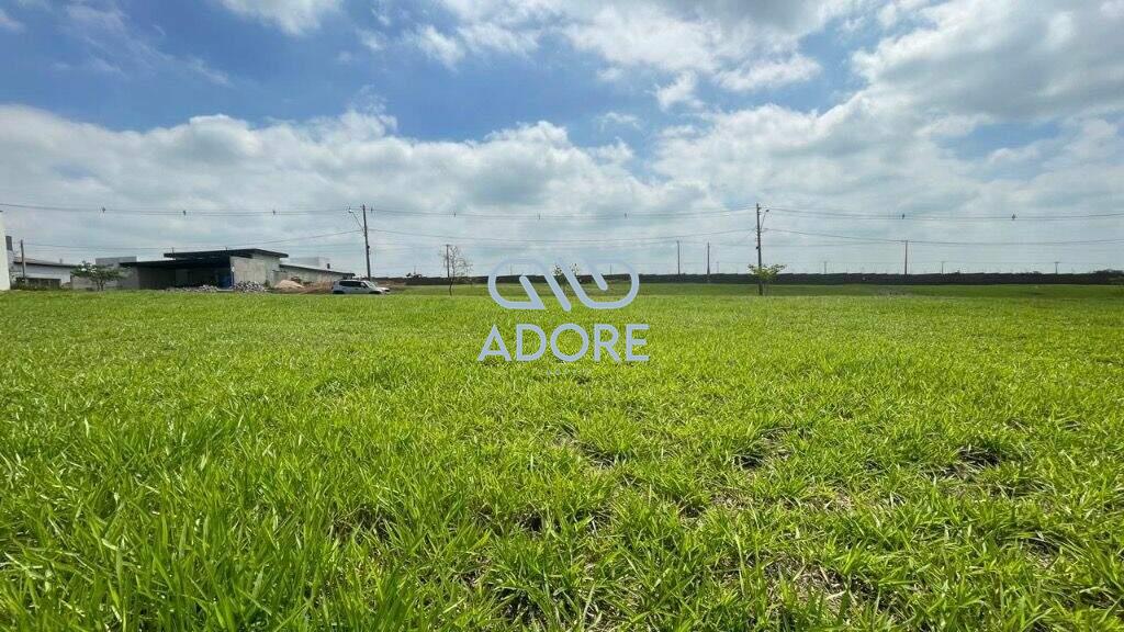 Terreno à venda no Condomínio Xapada Parque Ytu: 