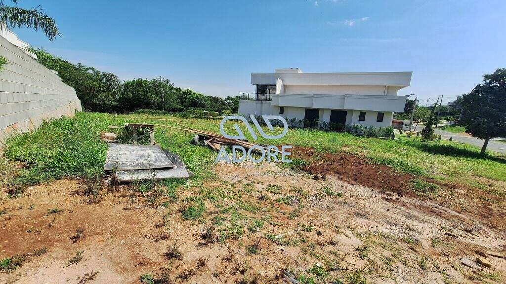 Terreno à venda no Condomínio Xapada Parque Ytu: 