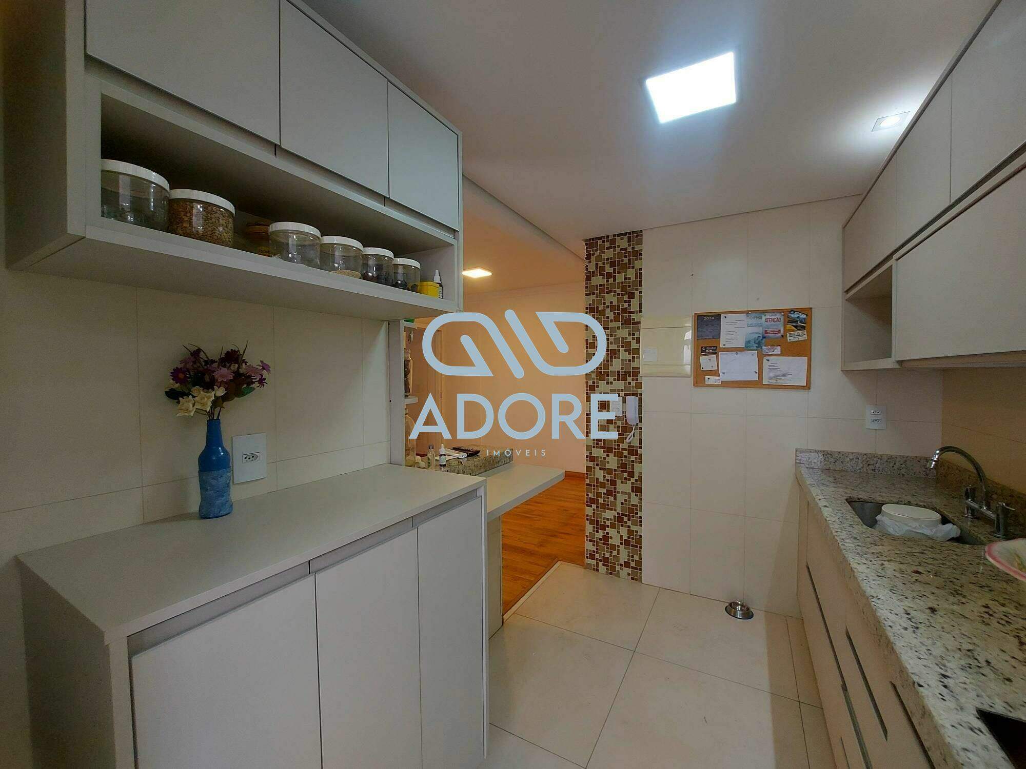 Apartamento à venda no Vila Teixeira: 