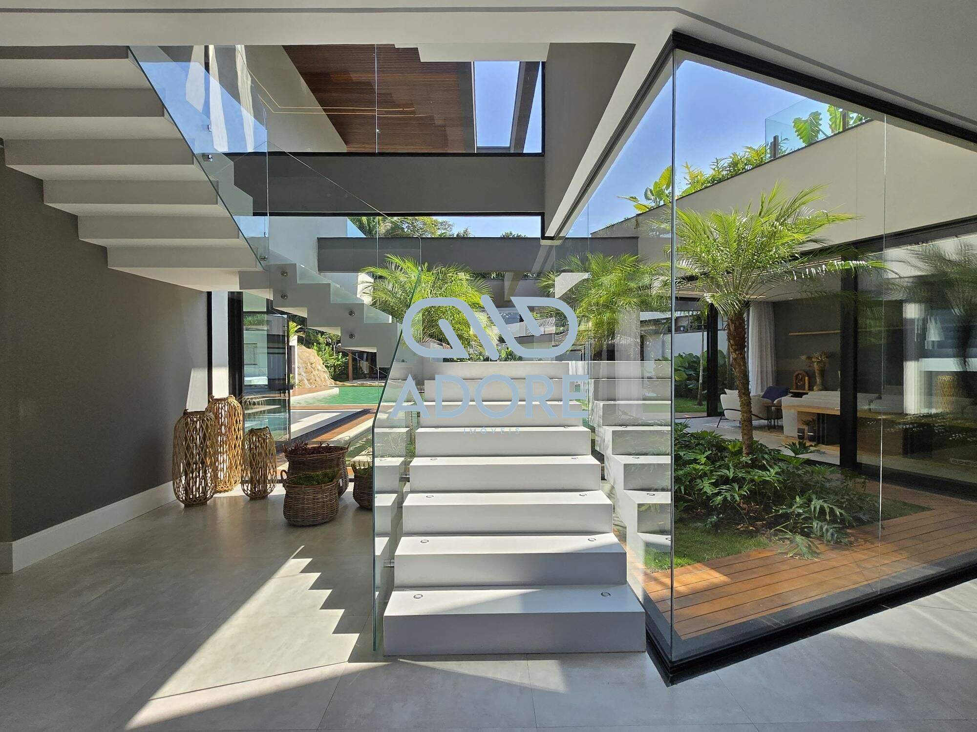 Casa de Condomínio à venda no Riviera de São Lourenço: 