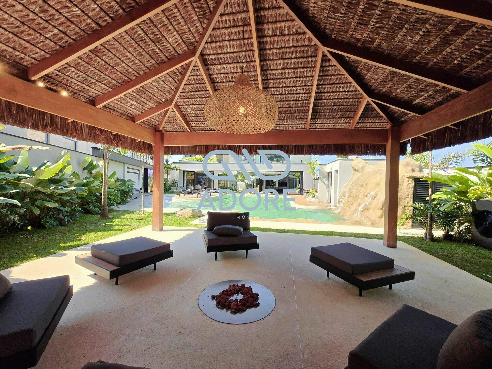 Casa de Condomínio à venda no Riviera de São Lourenço: 