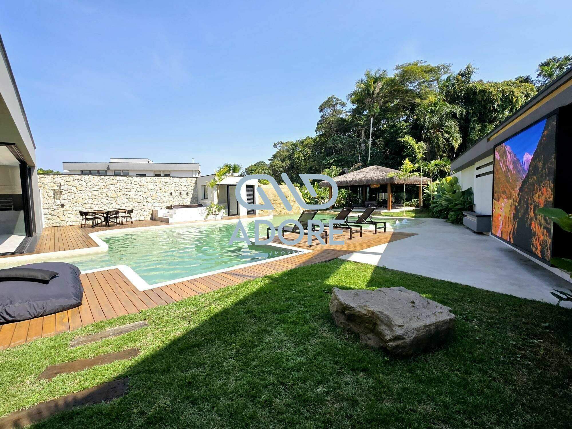 Casa de Condomínio à venda no Riviera de São Lourenço: 