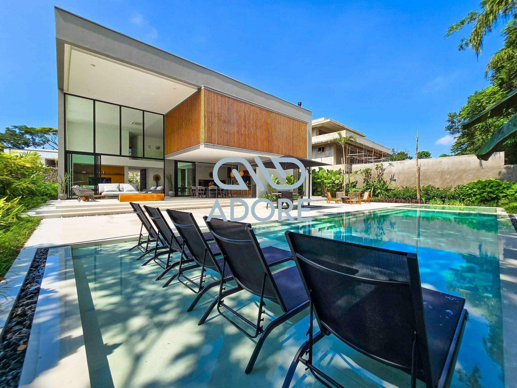 Casa de Condomínio à venda no Riviera de São Lourenço: 