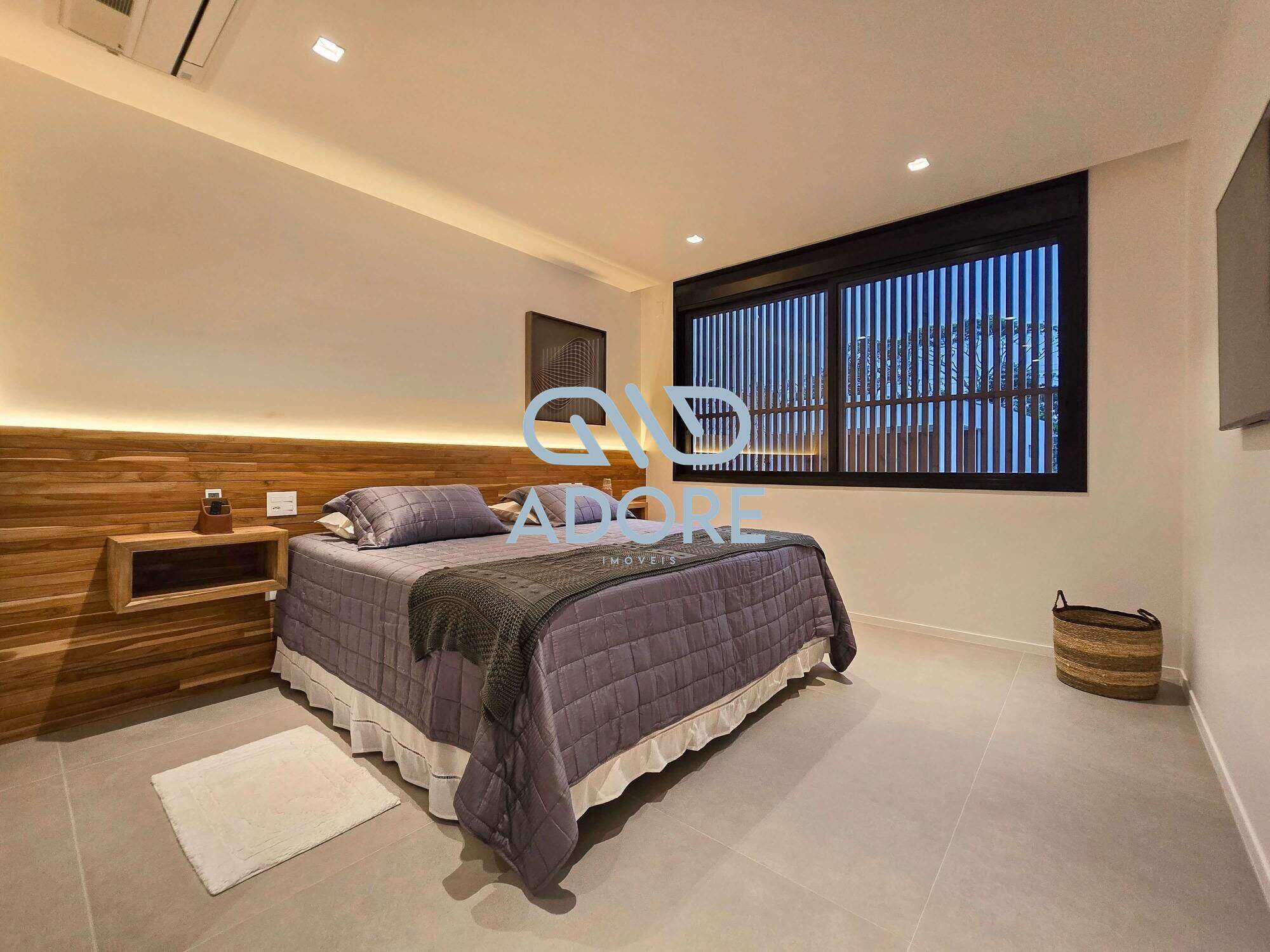 Casa de Condomínio à venda no Riviera de São Lourenço: 