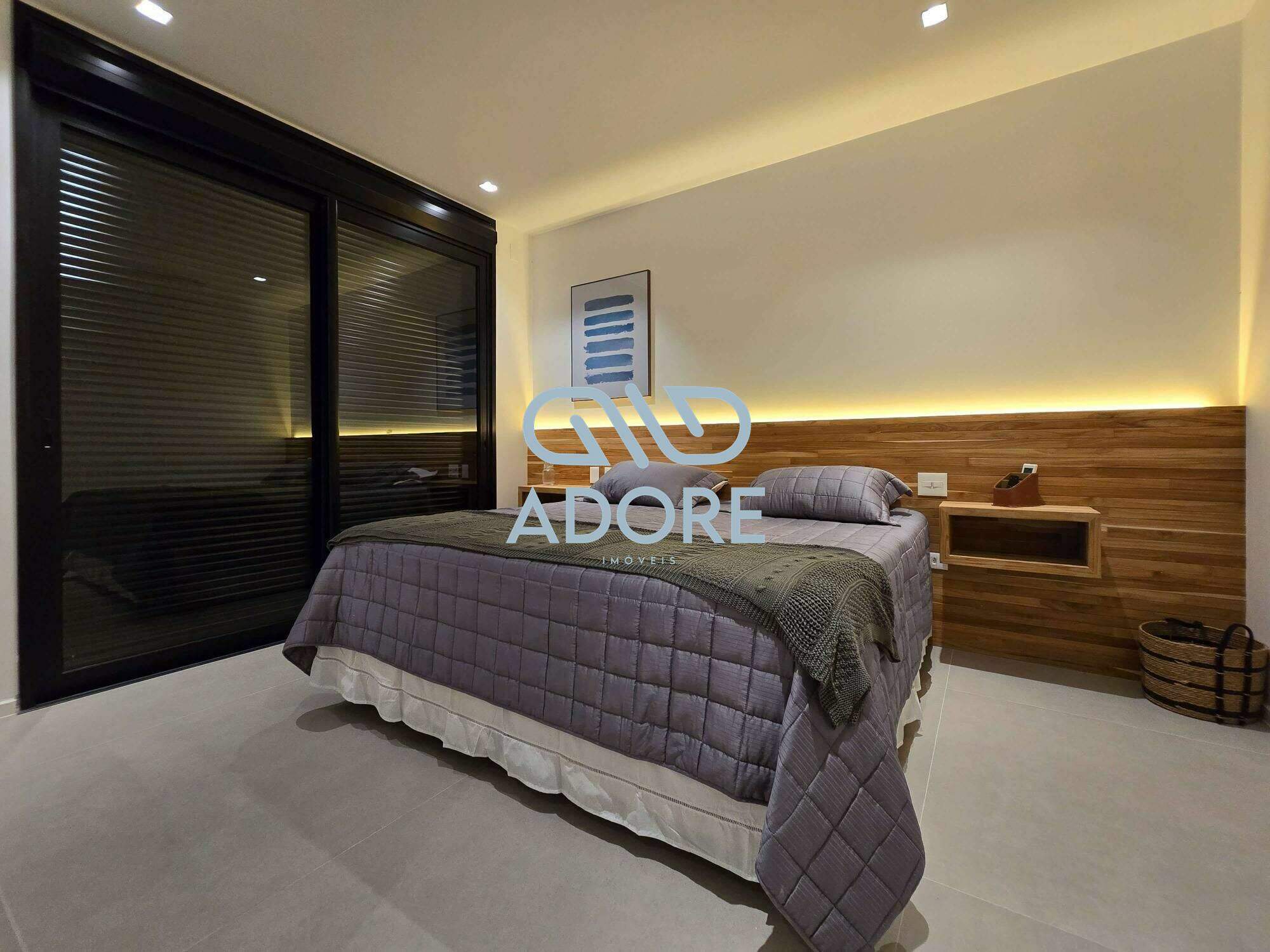 Casa de Condomínio à venda no Riviera de São Lourenço: 