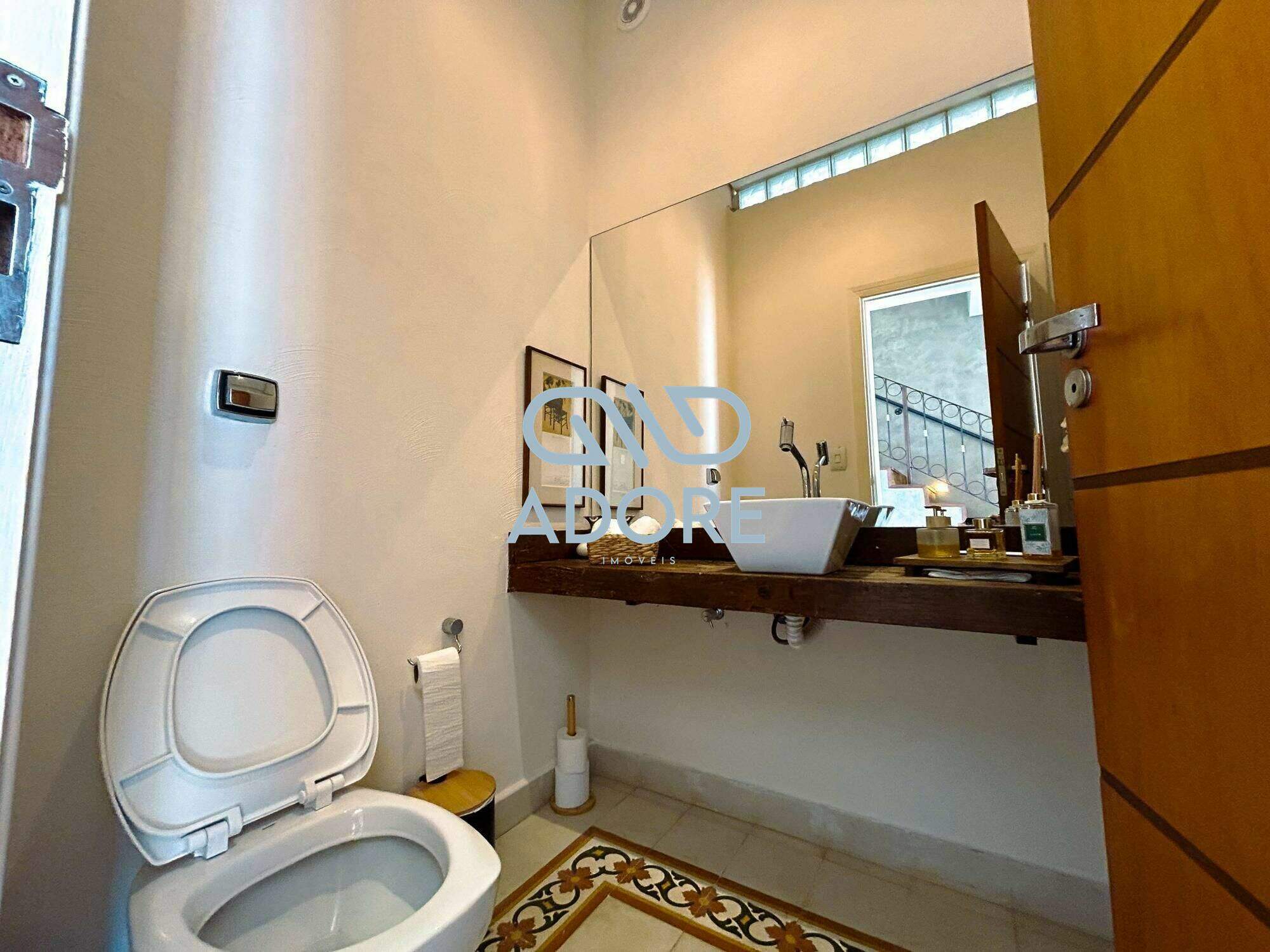 Casa de Condomínio à venda no Condomínio Theodora : 