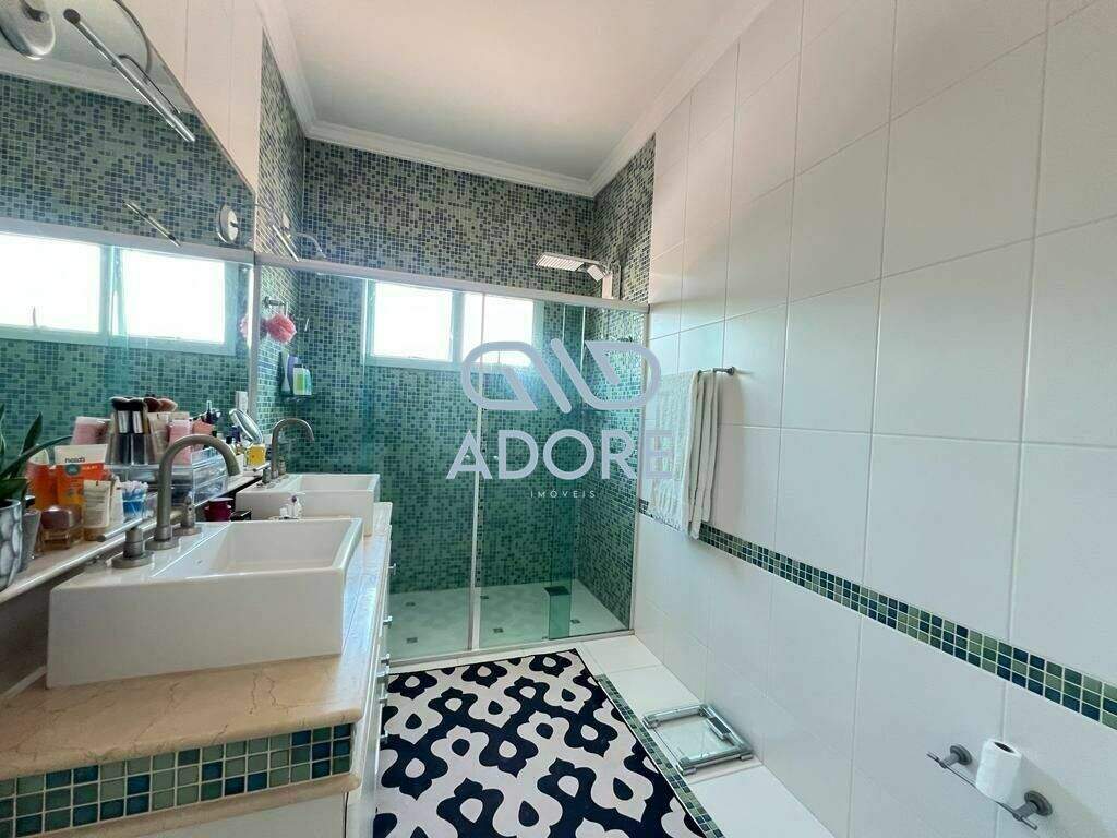 Casa de Condomínio à venda no Condomínio Theodora : 