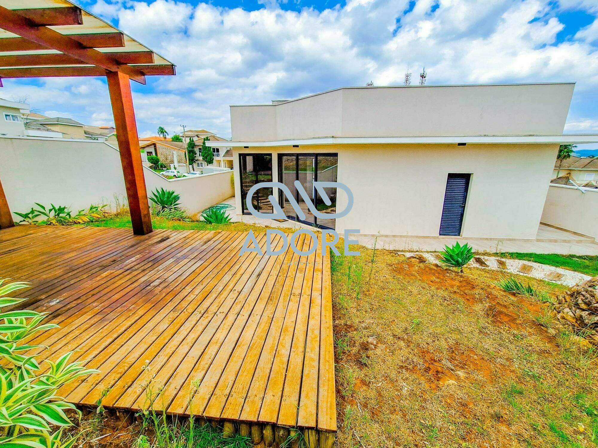 Casa de Condomínio à venda no Condomínio Theodora : 