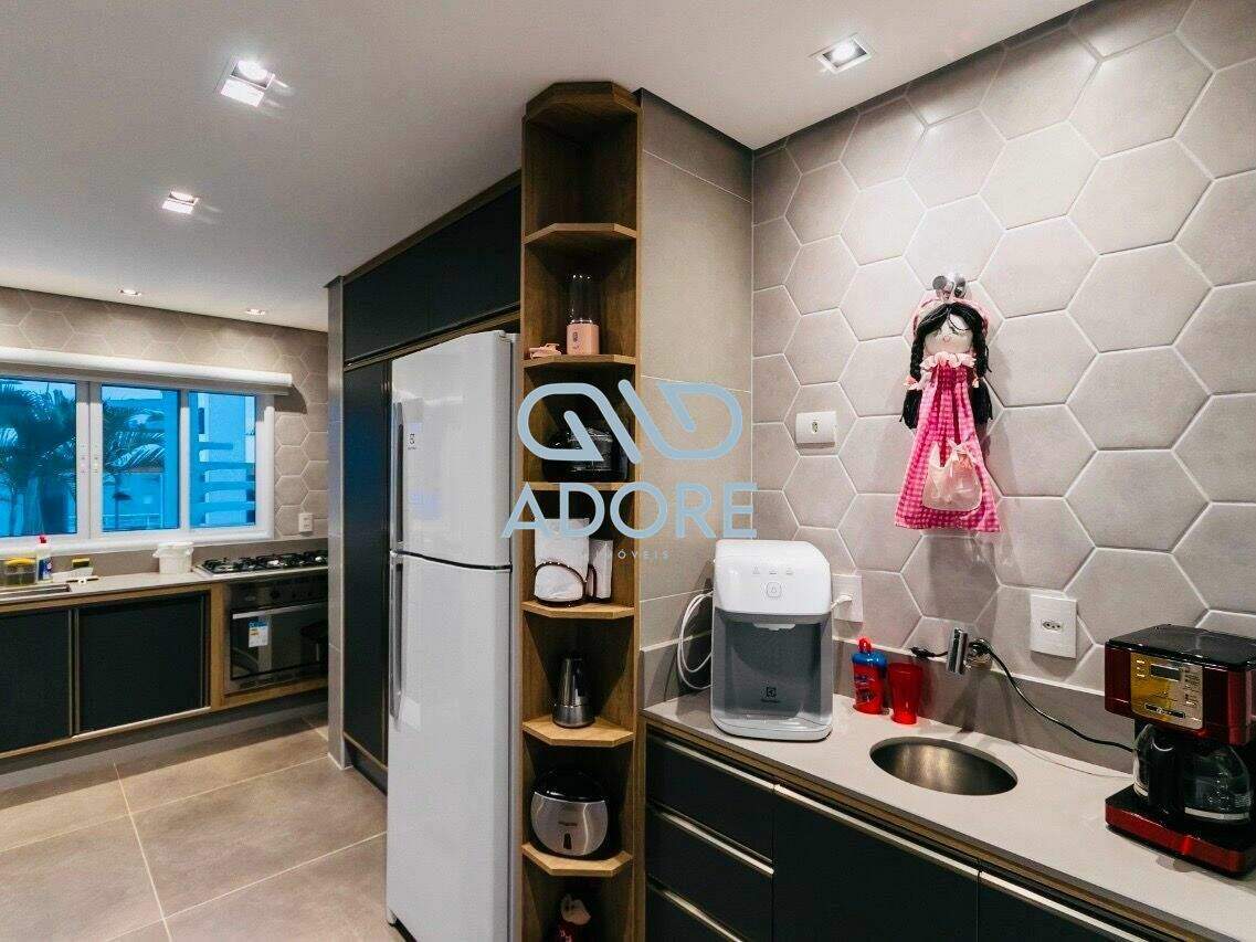 Casa de Condomínio à venda no Parque Village Castelo: