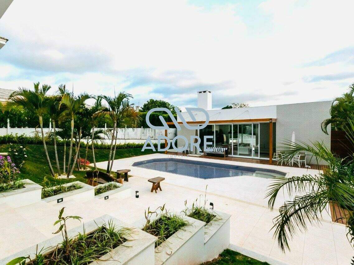 Casa de Condomínio à venda no Parque Village Castelo: