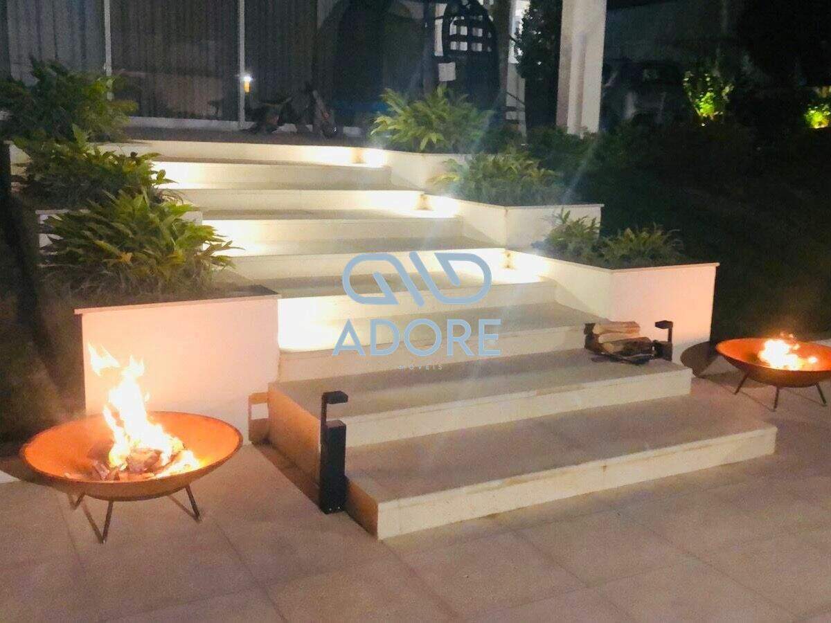 Casa de Condomínio à venda no Parque Village Castelo: