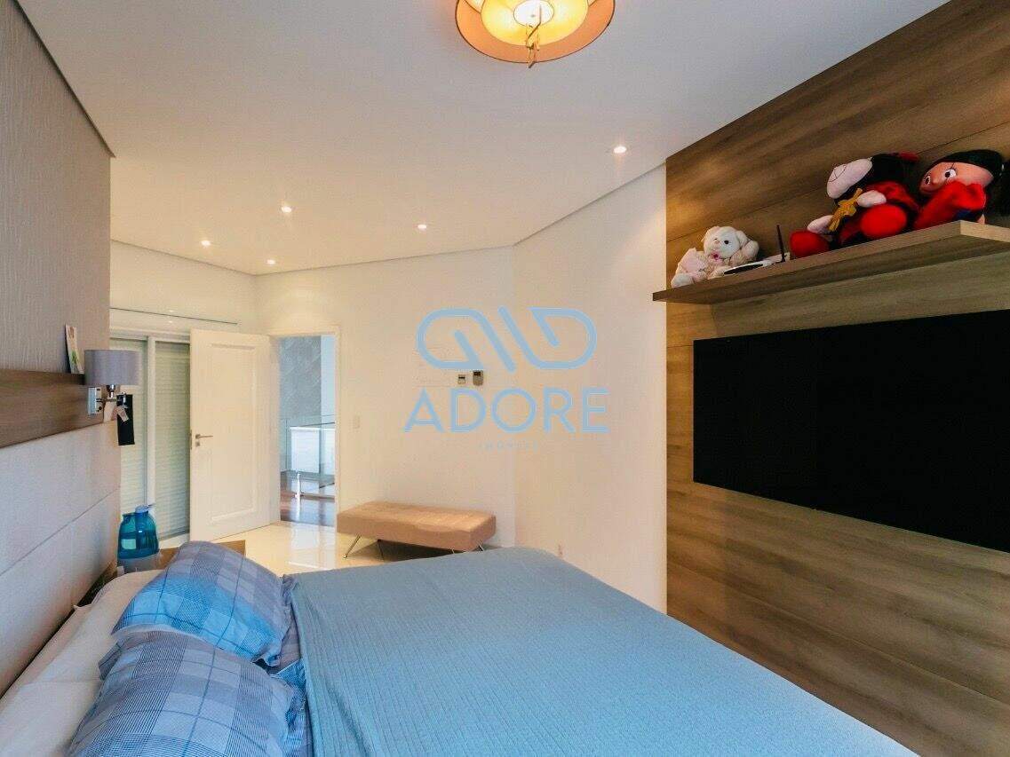 Casa de Condomínio à venda no Parque Village Castelo: