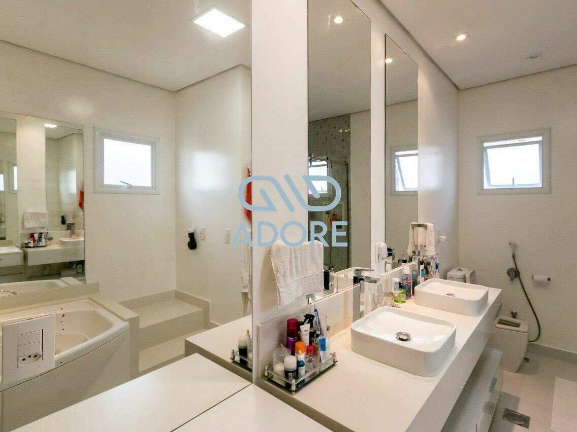 Casa de Condomínio à venda no Parque Village Castelo: