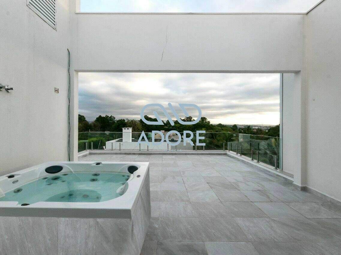 Casa de Condomínio à venda no Parque Village Castelo: