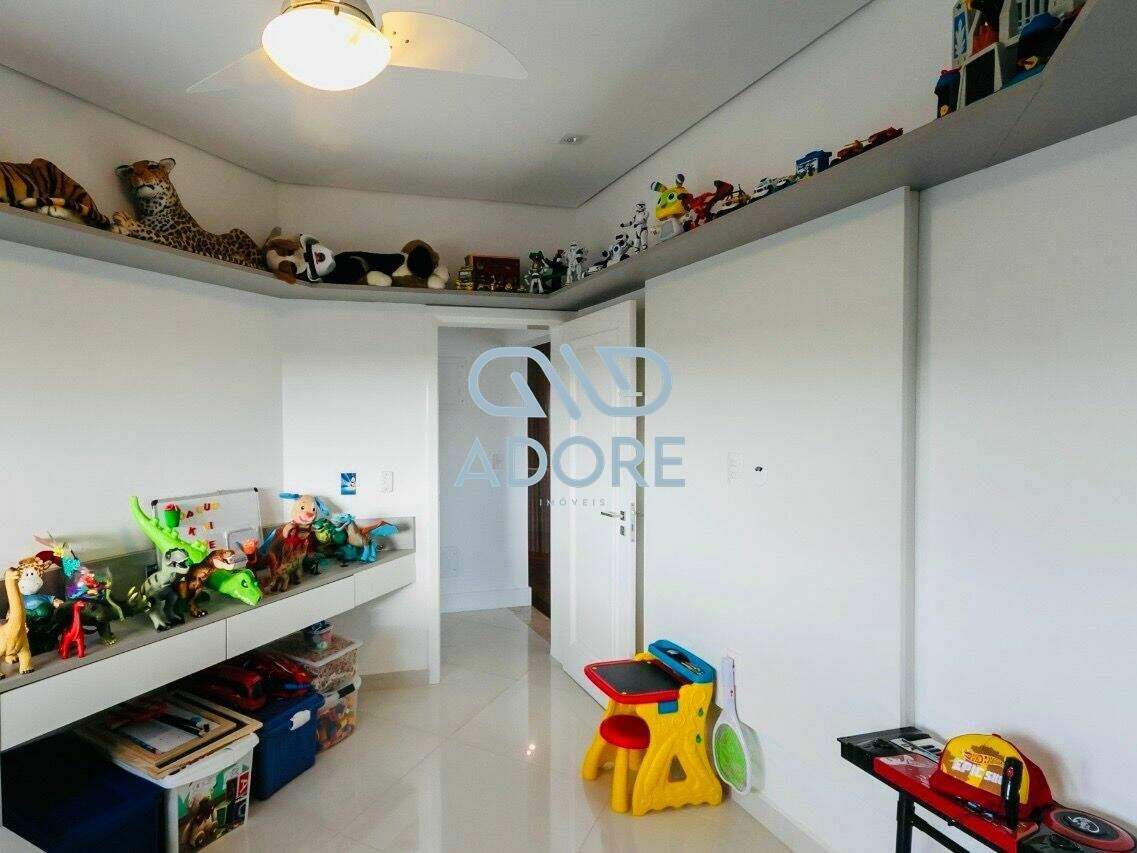 Casa de Condomínio à venda no Parque Village Castelo: