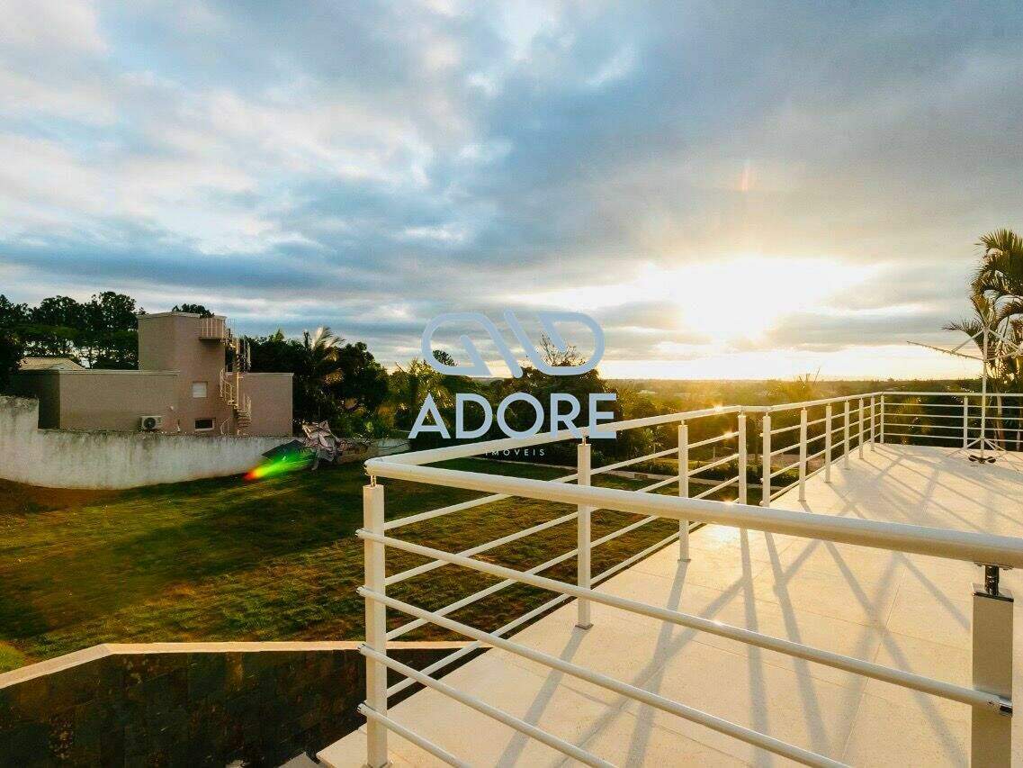 Casa de Condomínio à venda no Parque Village Castelo: