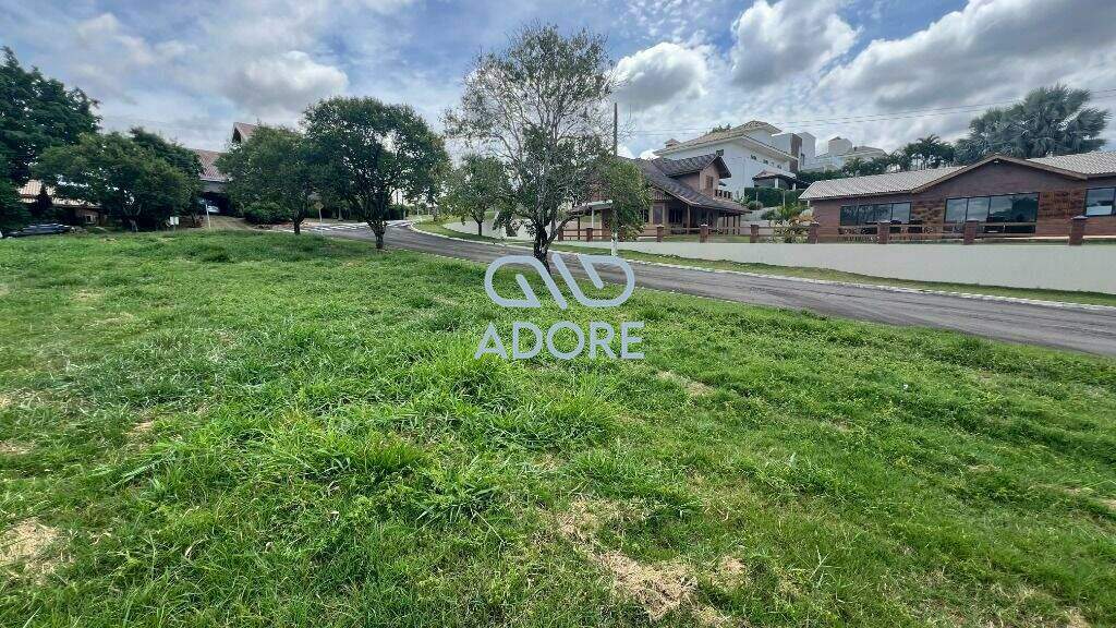 Terreno à venda no Parque Village Castelo: 