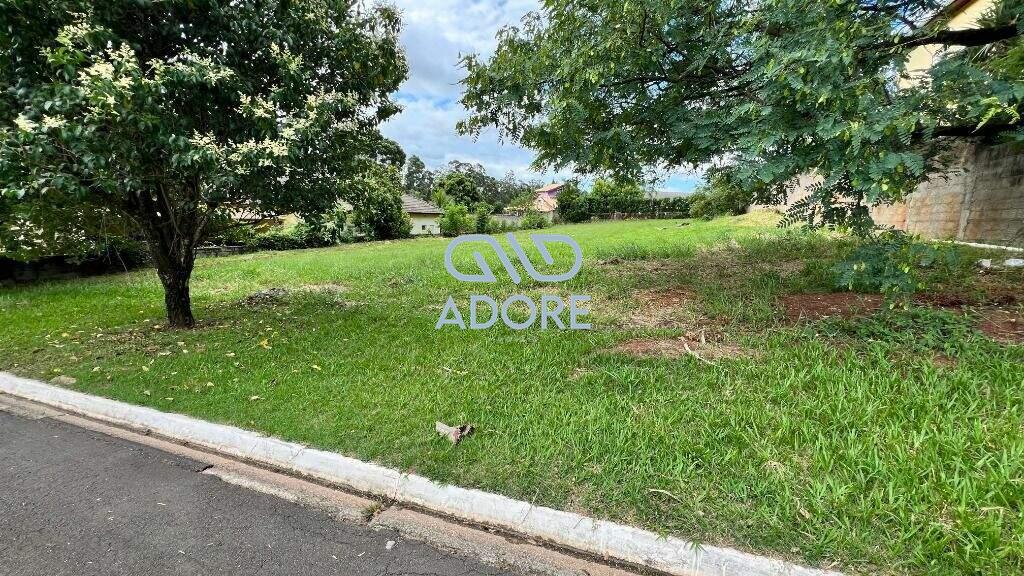 Terreno à venda no Parque Village Castelo: 