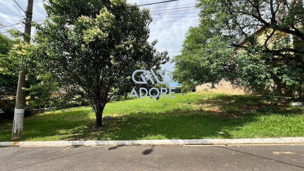 Terreno à venda no Parque Village Castelo: 