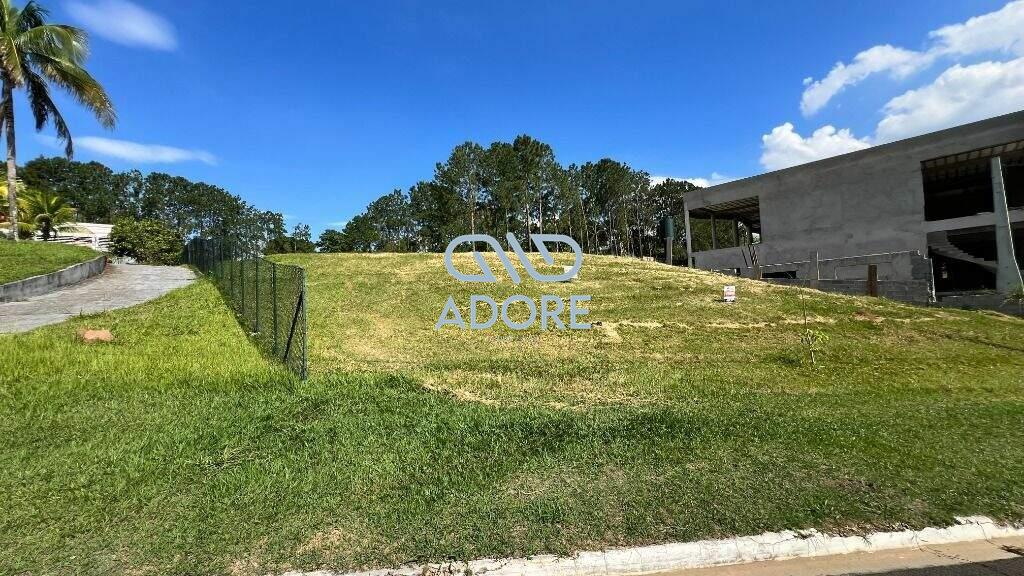 Terreno à venda no Parque Village Castelo: 