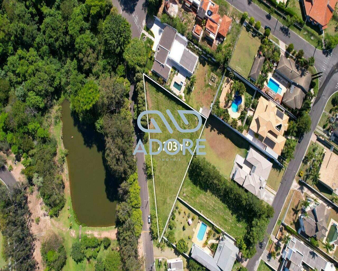 Terreno à venda no Parque Village Castelo: 