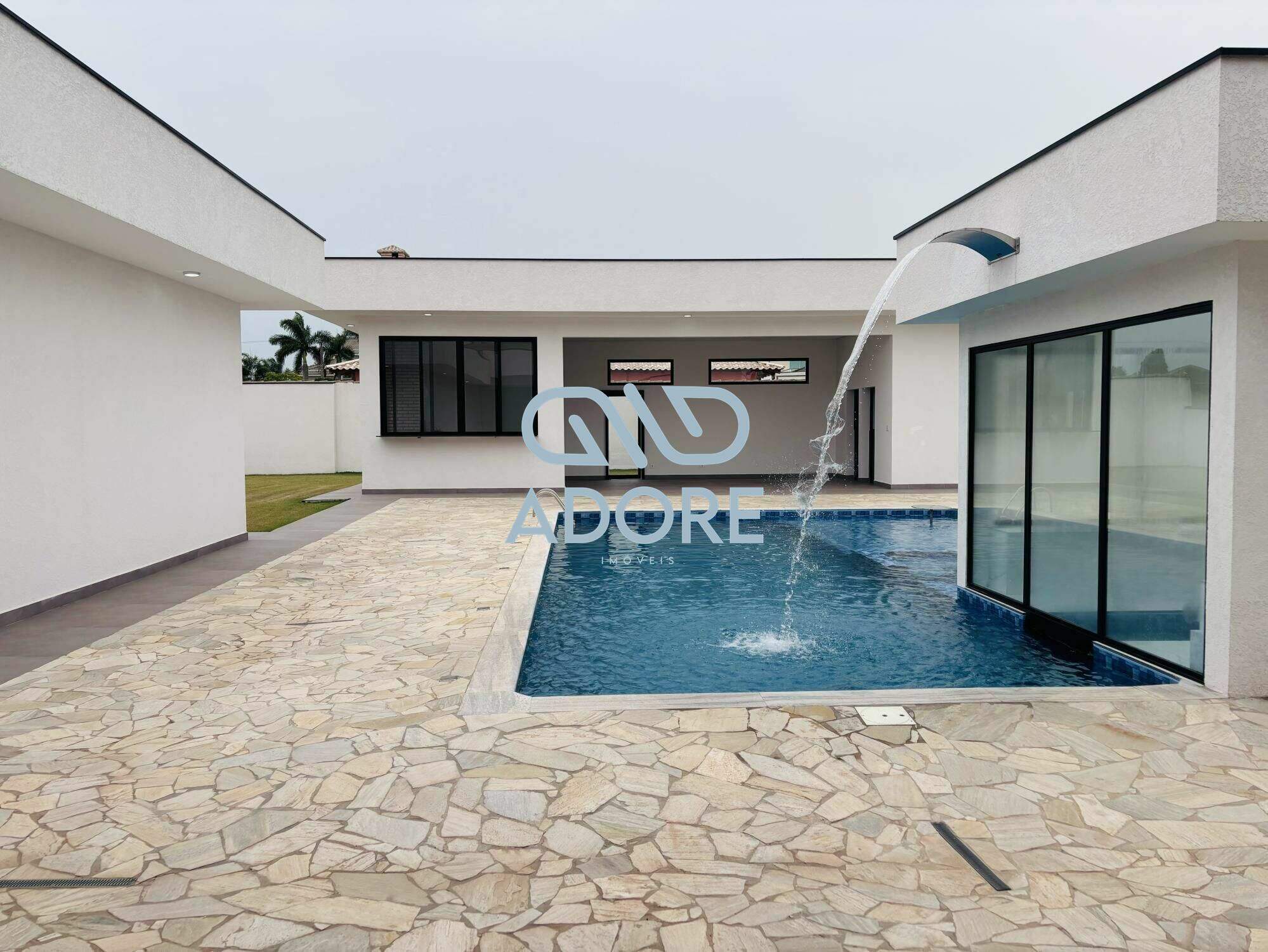 Casa de Condomínio à venda no Parque Village Castelo: 