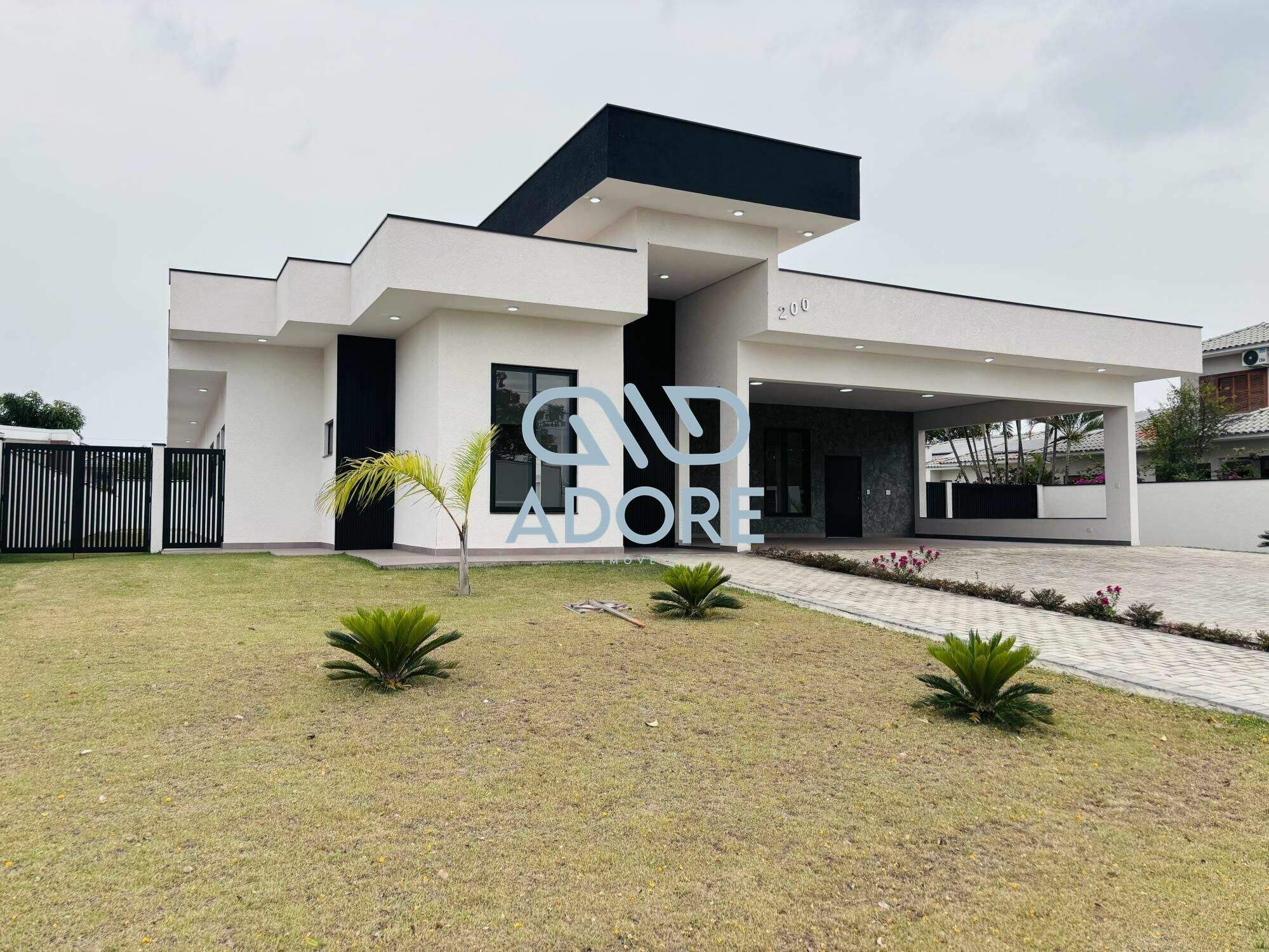 Casa de Condomínio à venda no Parque Village Castelo: 