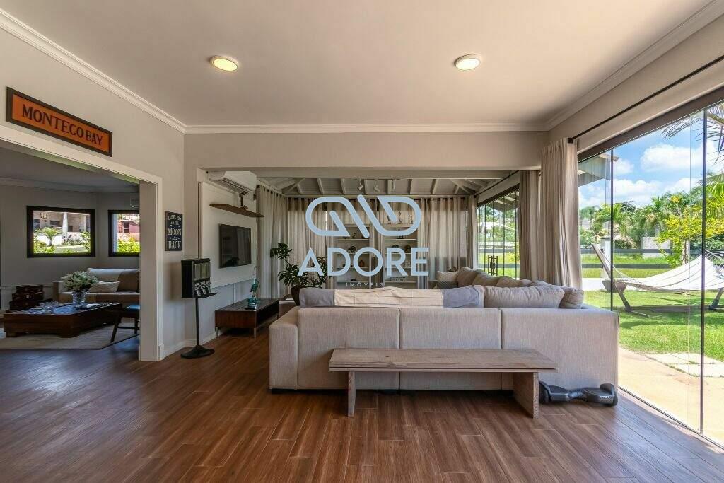 Casa de Condomínio à venda no Parque Village Castelo: 