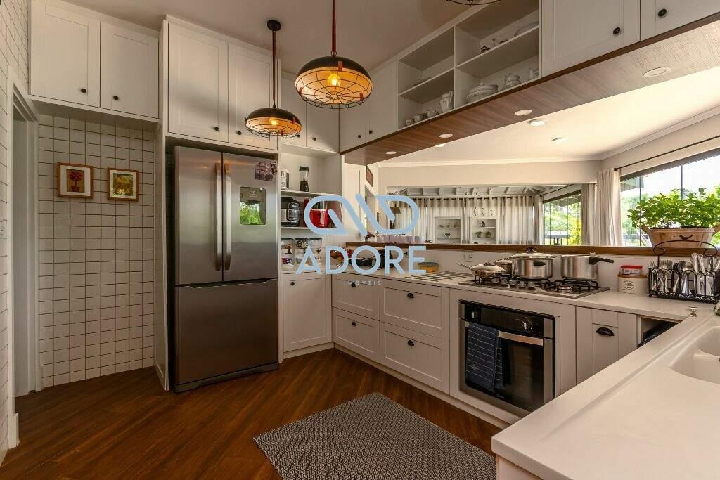 Casa de Condomínio à venda no Parque Village Castelo: 