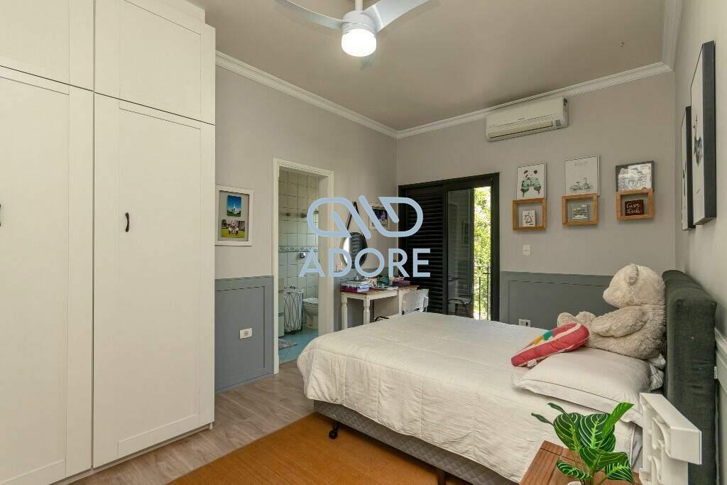 Casa de Condomínio à venda no Parque Village Castelo: 