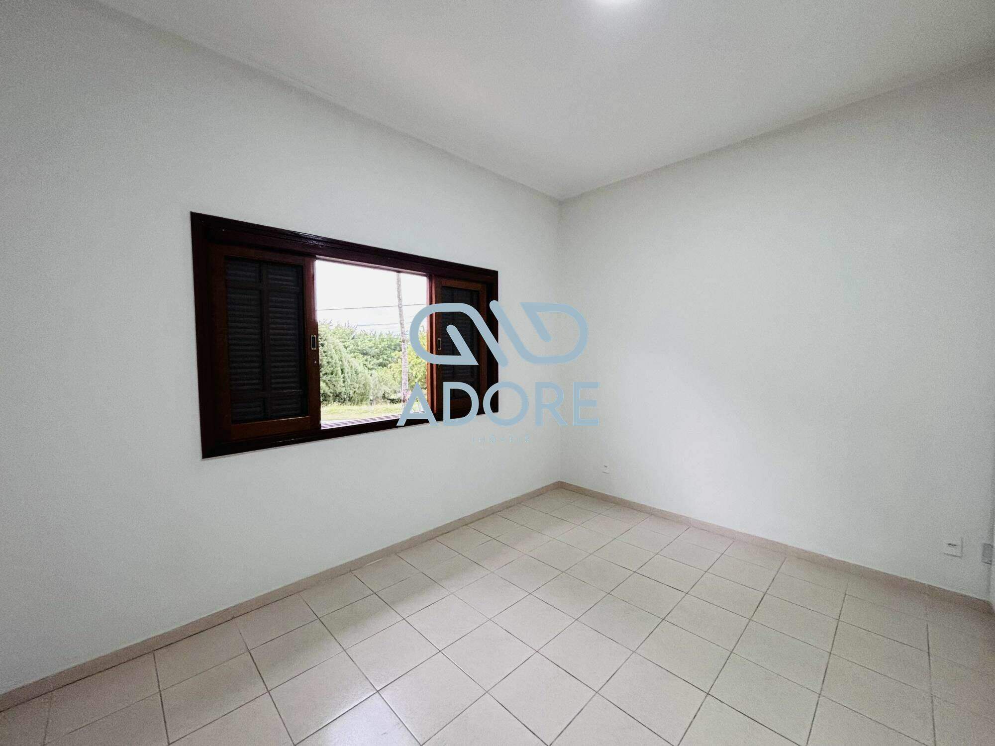 Casa de Condomínio à venda no Parque Village Castelo: 