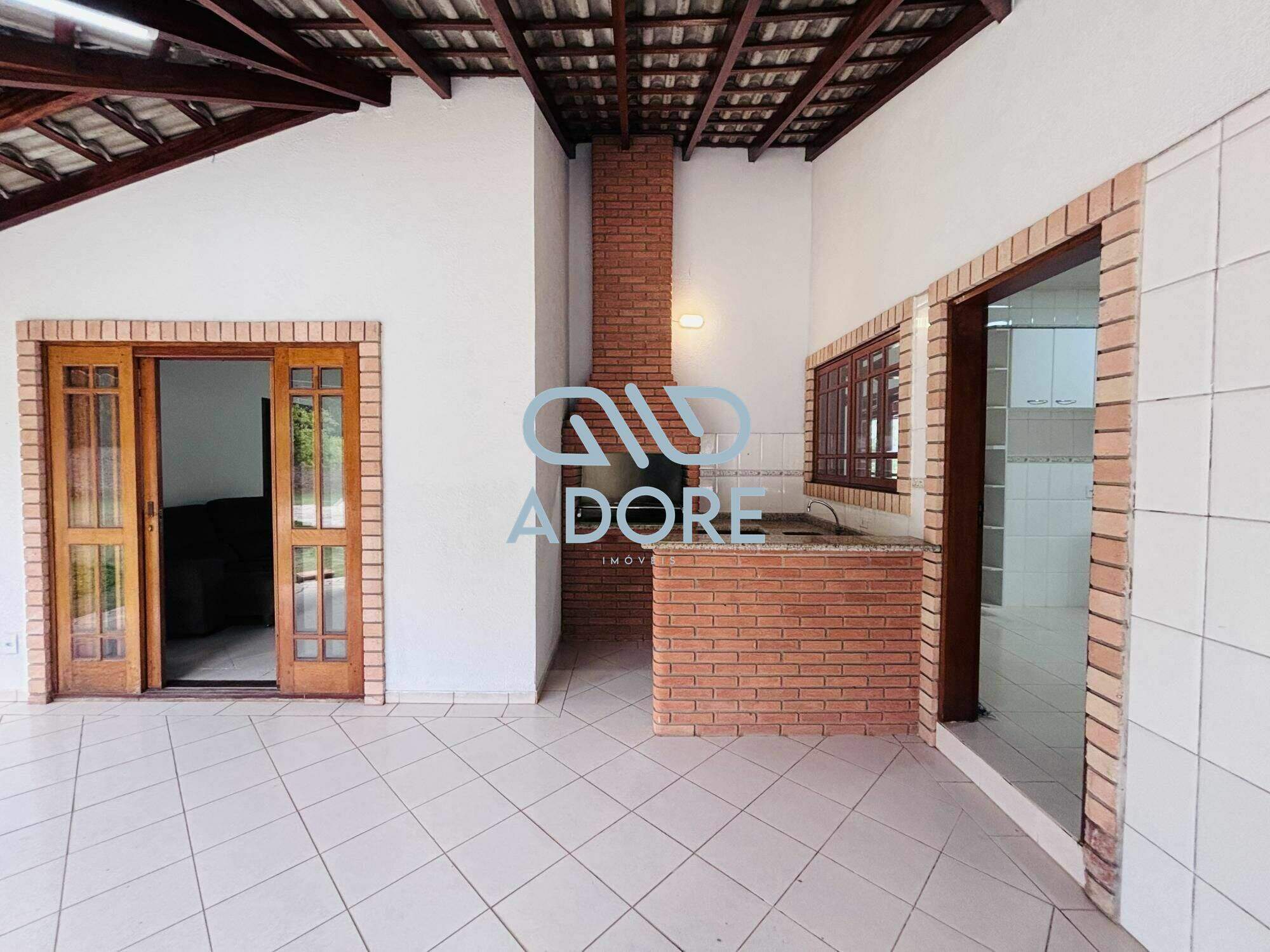 Casa de Condomínio à venda no Parque Village Castelo: 