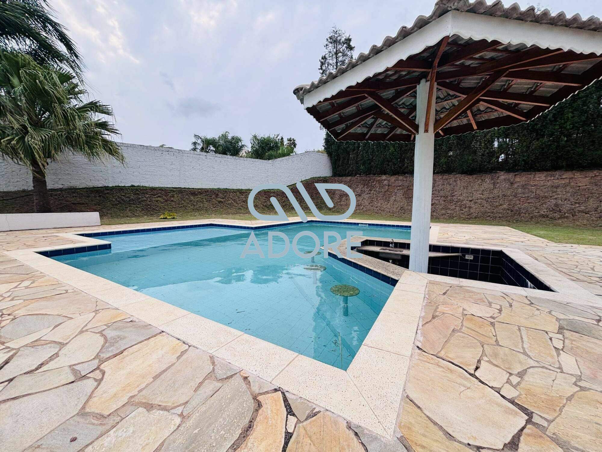 Casa de Condomínio à venda no Parque Village Castelo: 