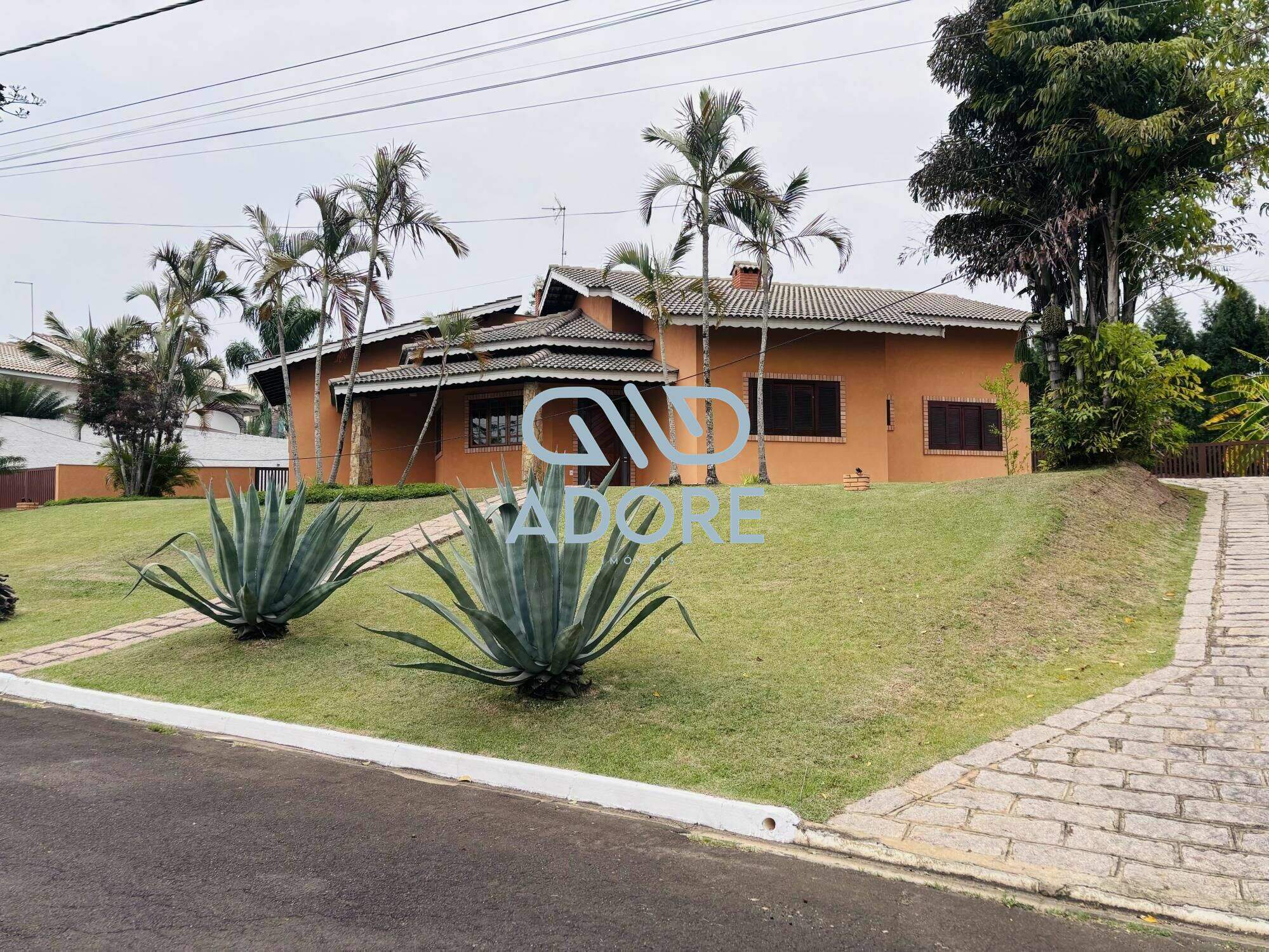 Casa de Condomínio à venda no Parque Village Castelo: 