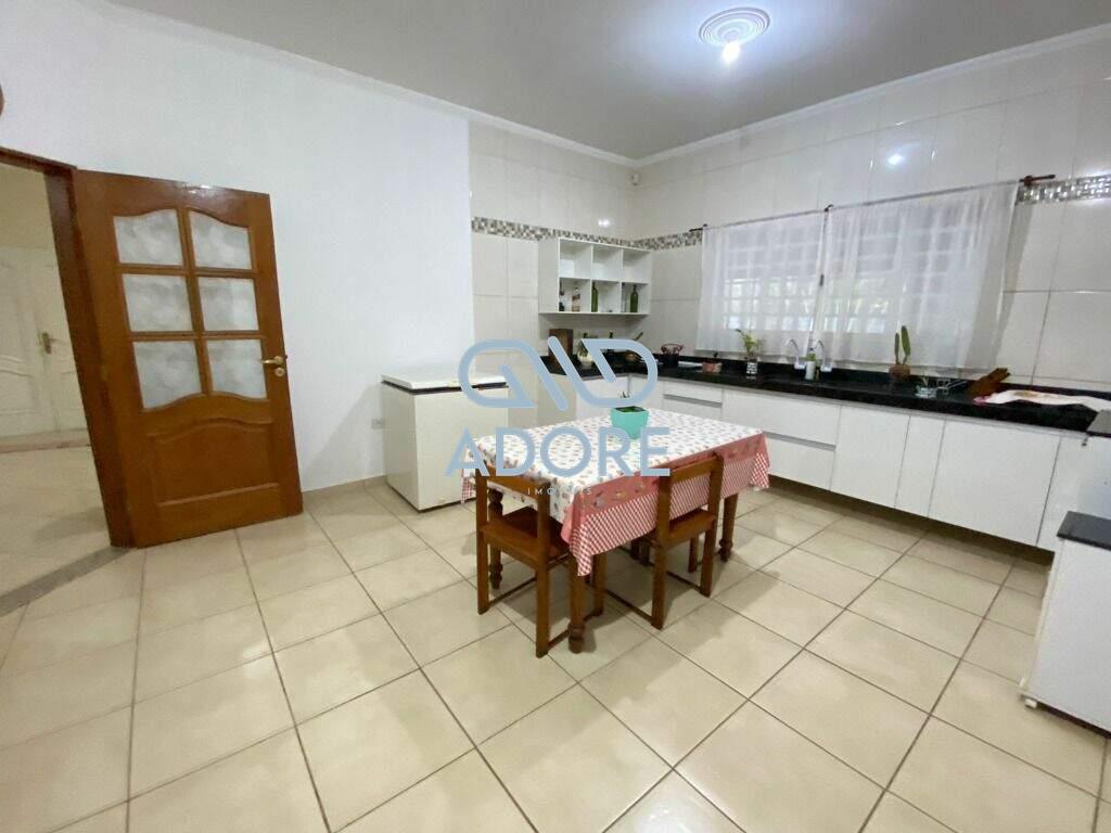 Casa de Condomínio à venda no Chácara Carolina: 