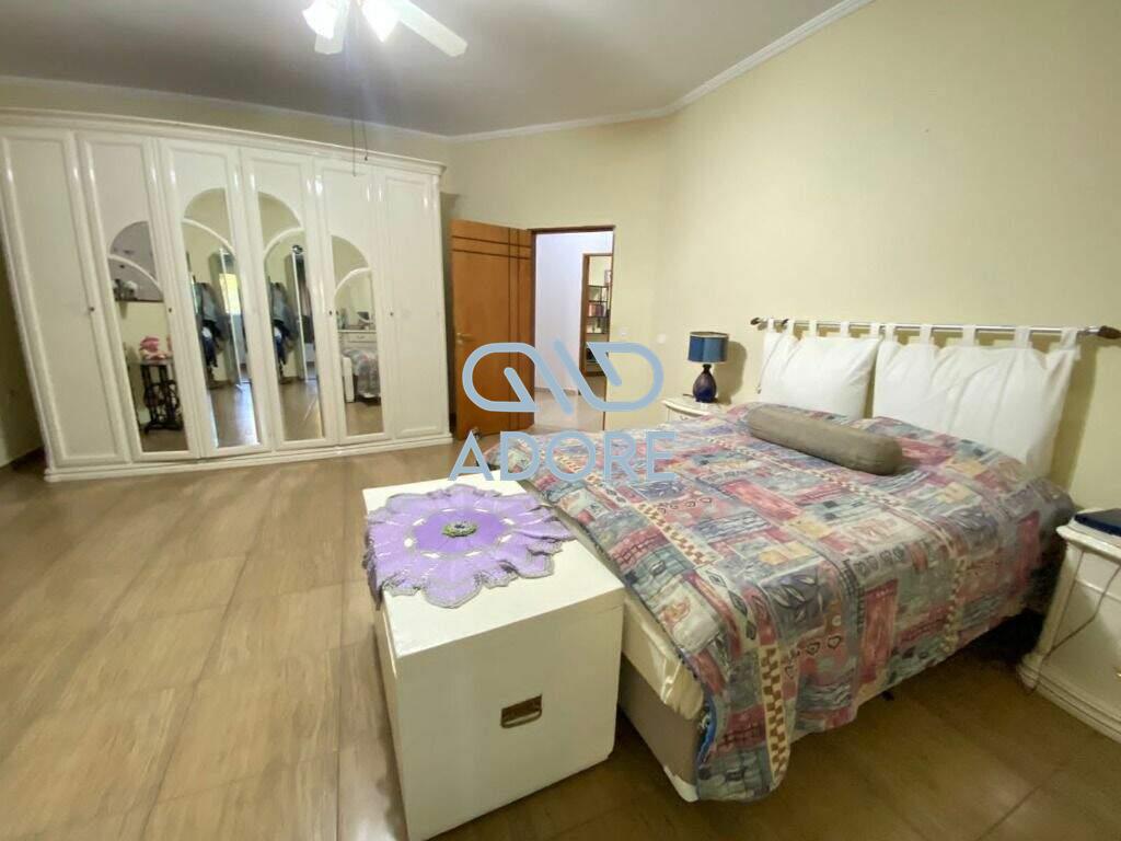 Casa de Condomínio à venda no Chácara Carolina: 