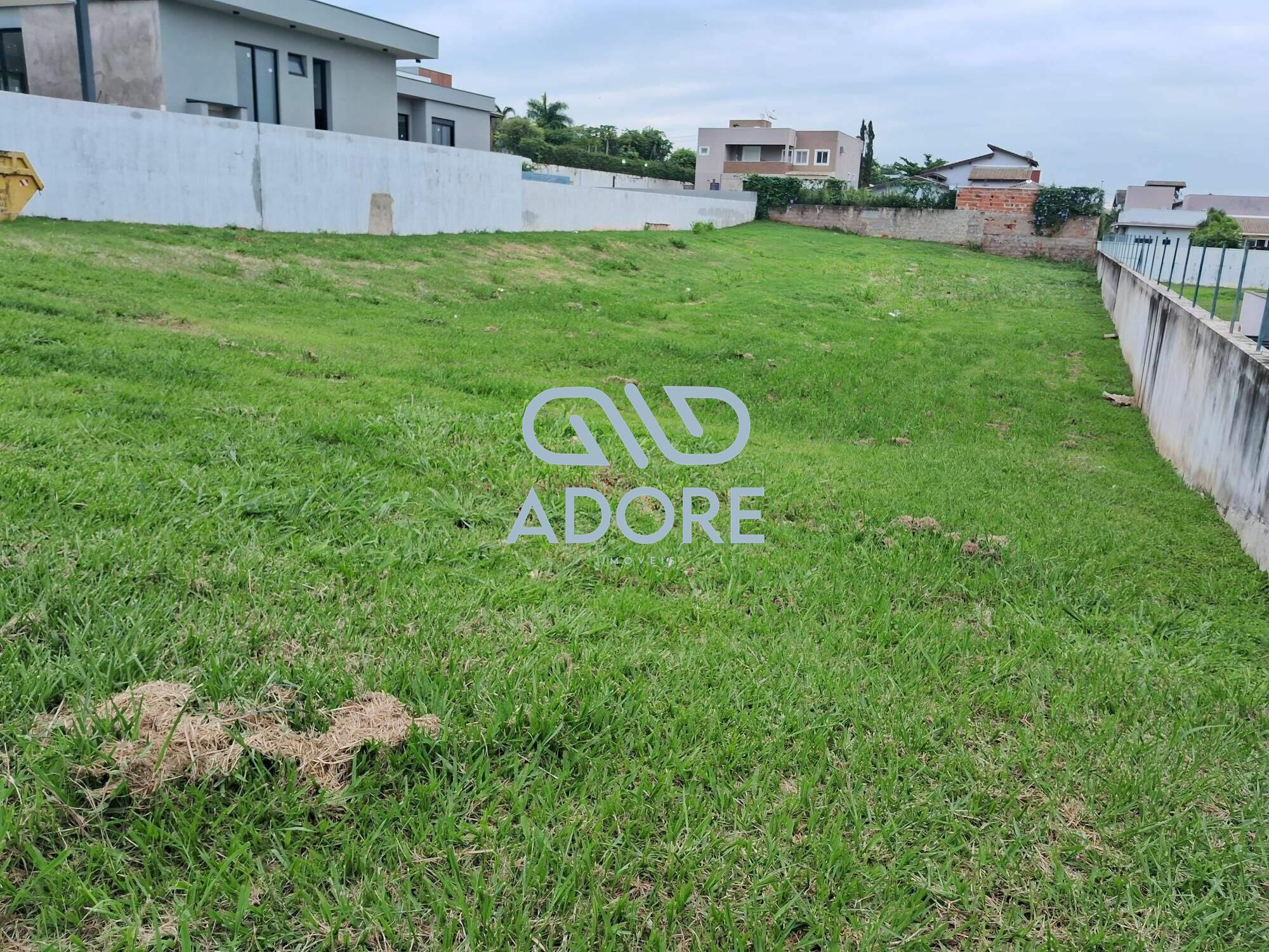 Terreno à venda no Condomínio Terras de Mont Serrat: 