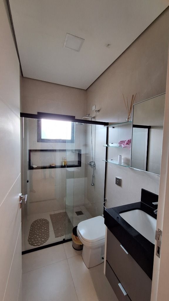 Casa de Condomínio à venda no Condomínio Terras de Mont Serrat: 