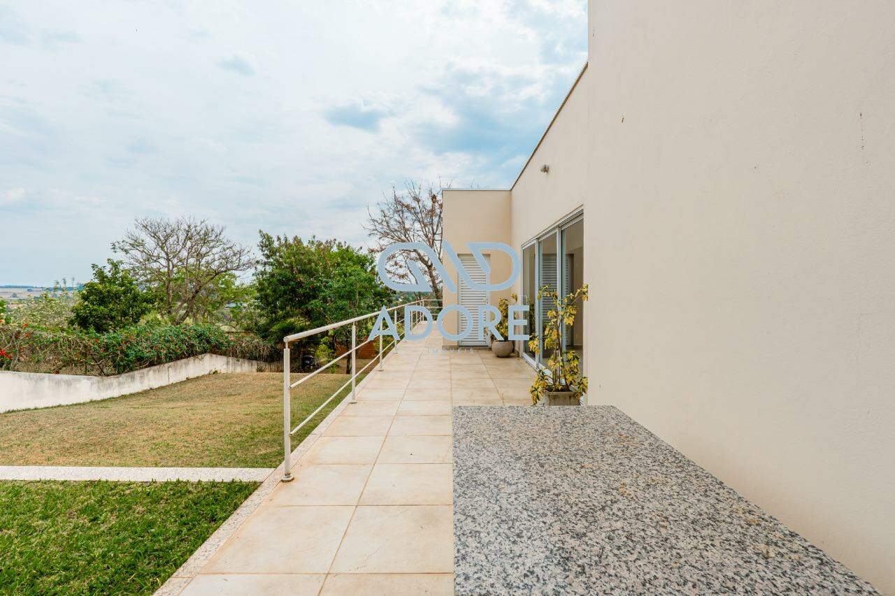 Casa de Condomínio à venda no Condomínio Terras de Mont Serrat: