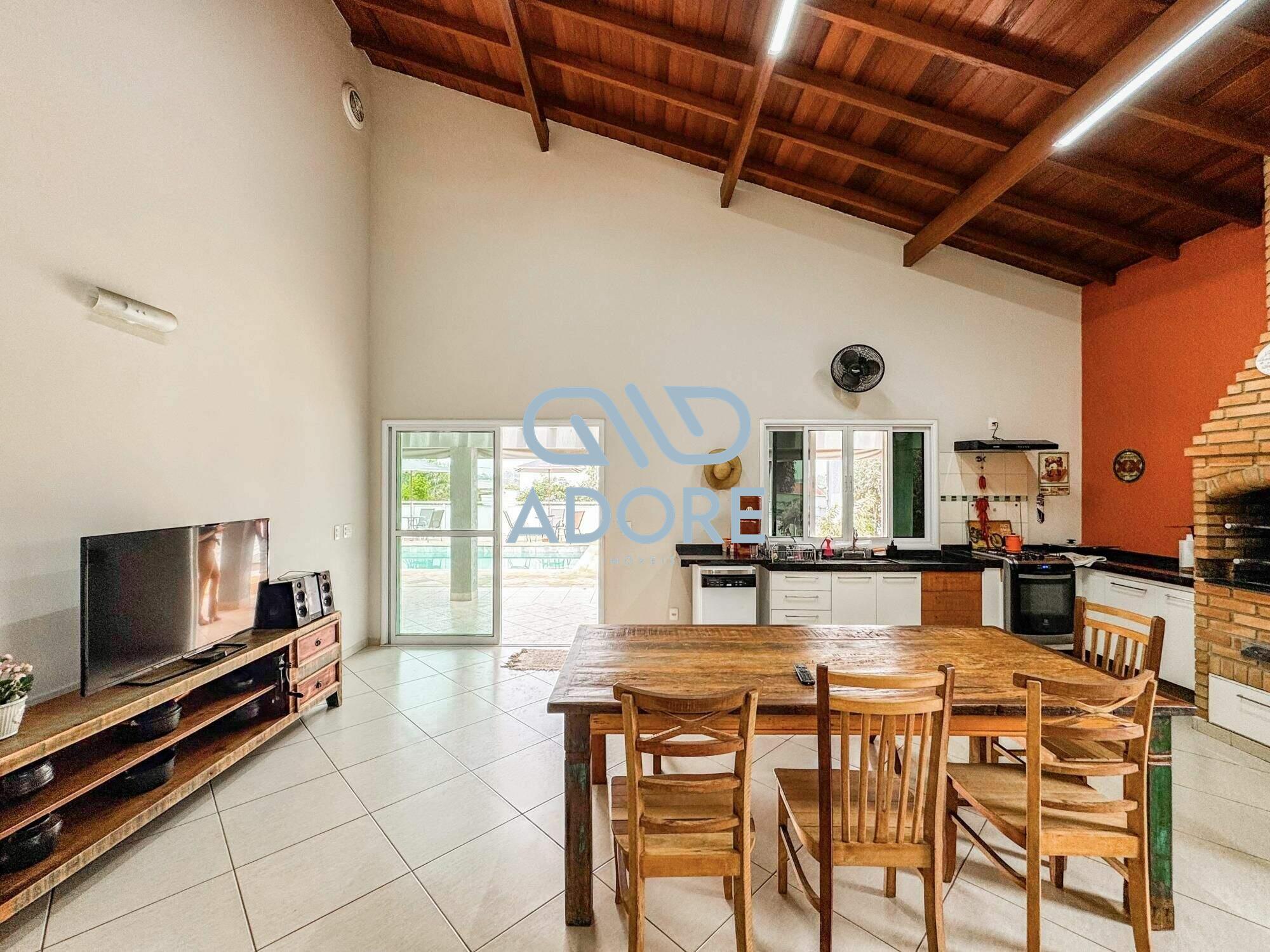 Casa de Condomínio à venda no Condomínio Terras de Mont Serrat: 