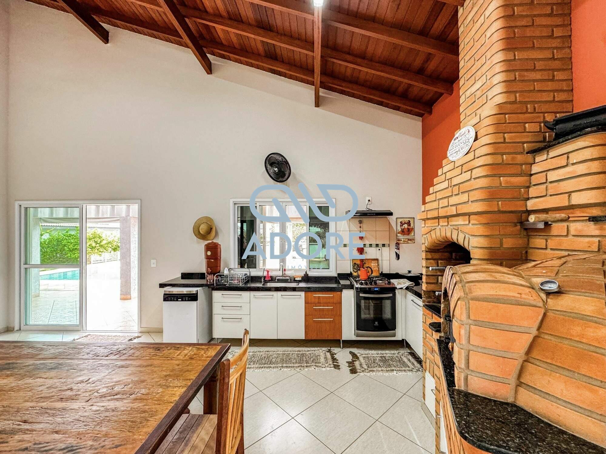 Casa de Condomínio à venda no Condomínio Terras de Mont Serrat: 