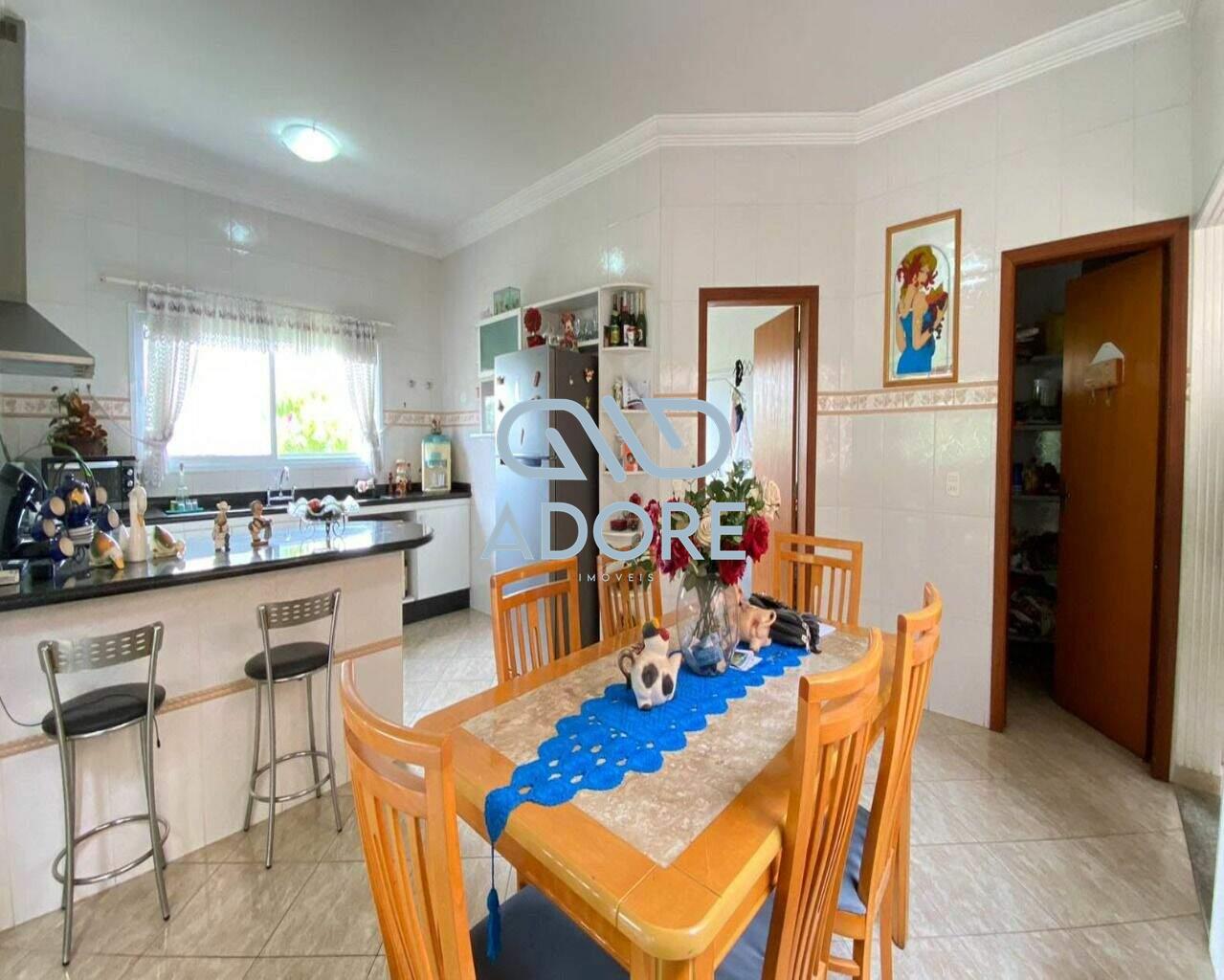 Casa de Condomínio à venda no Condomínio Terras de Mont Serrat: 