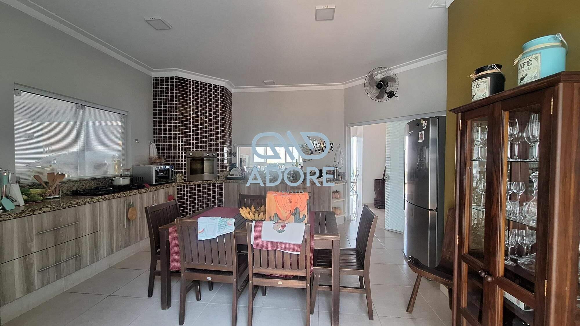 Casa de Condomínio à venda no Condomínio Terras de Mont Serrat: 