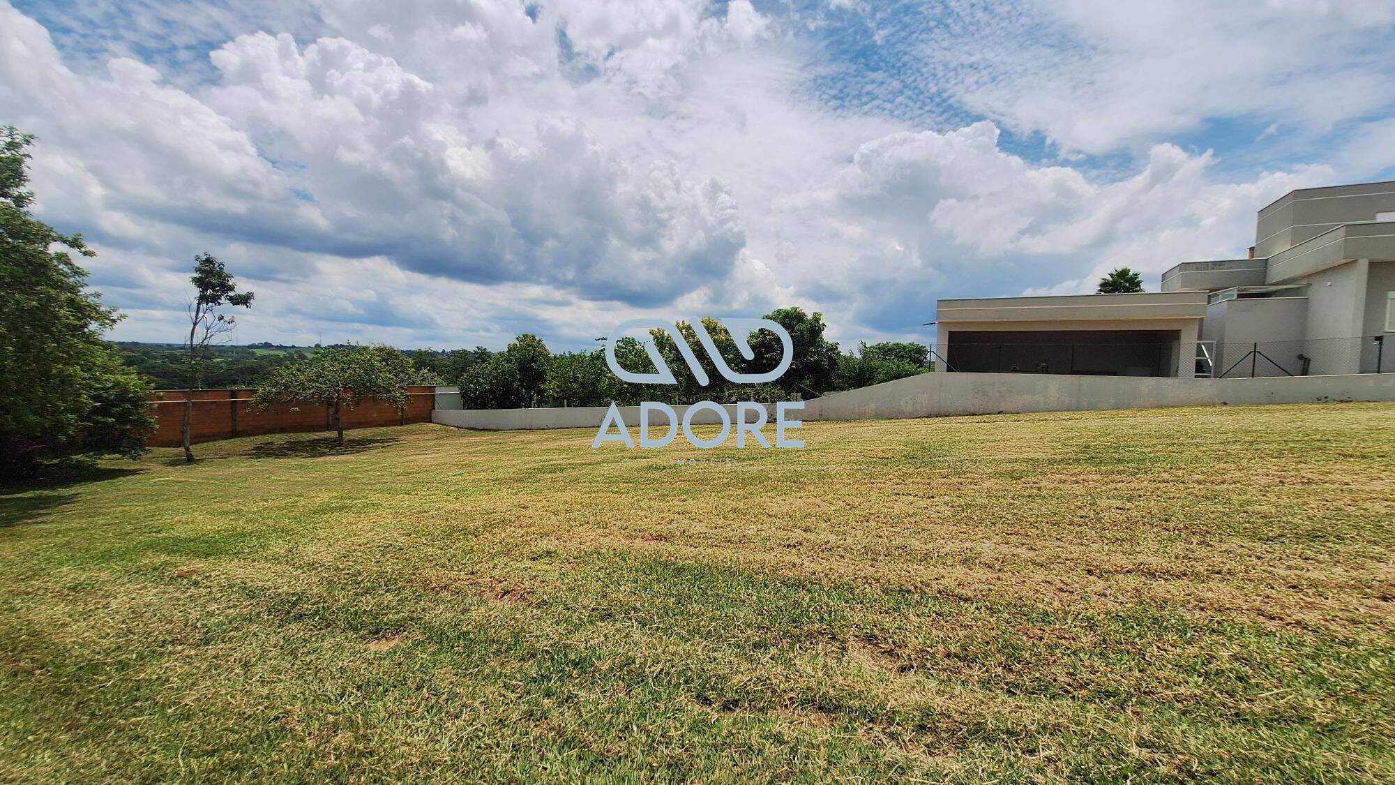 Terreno à venda no Condomínio Terras de Mont Serrat: 