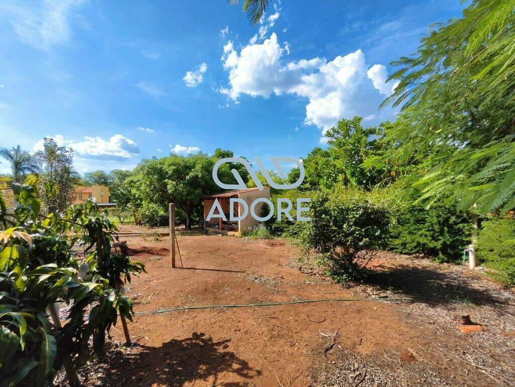 Terreno à venda no Condomínio Primavera : 