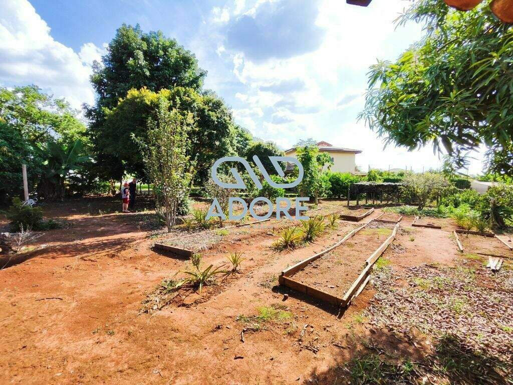 Terreno à venda no Condomínio Primavera : 